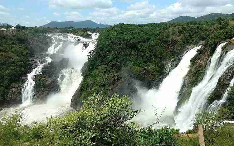 Shivanasamudra Falls